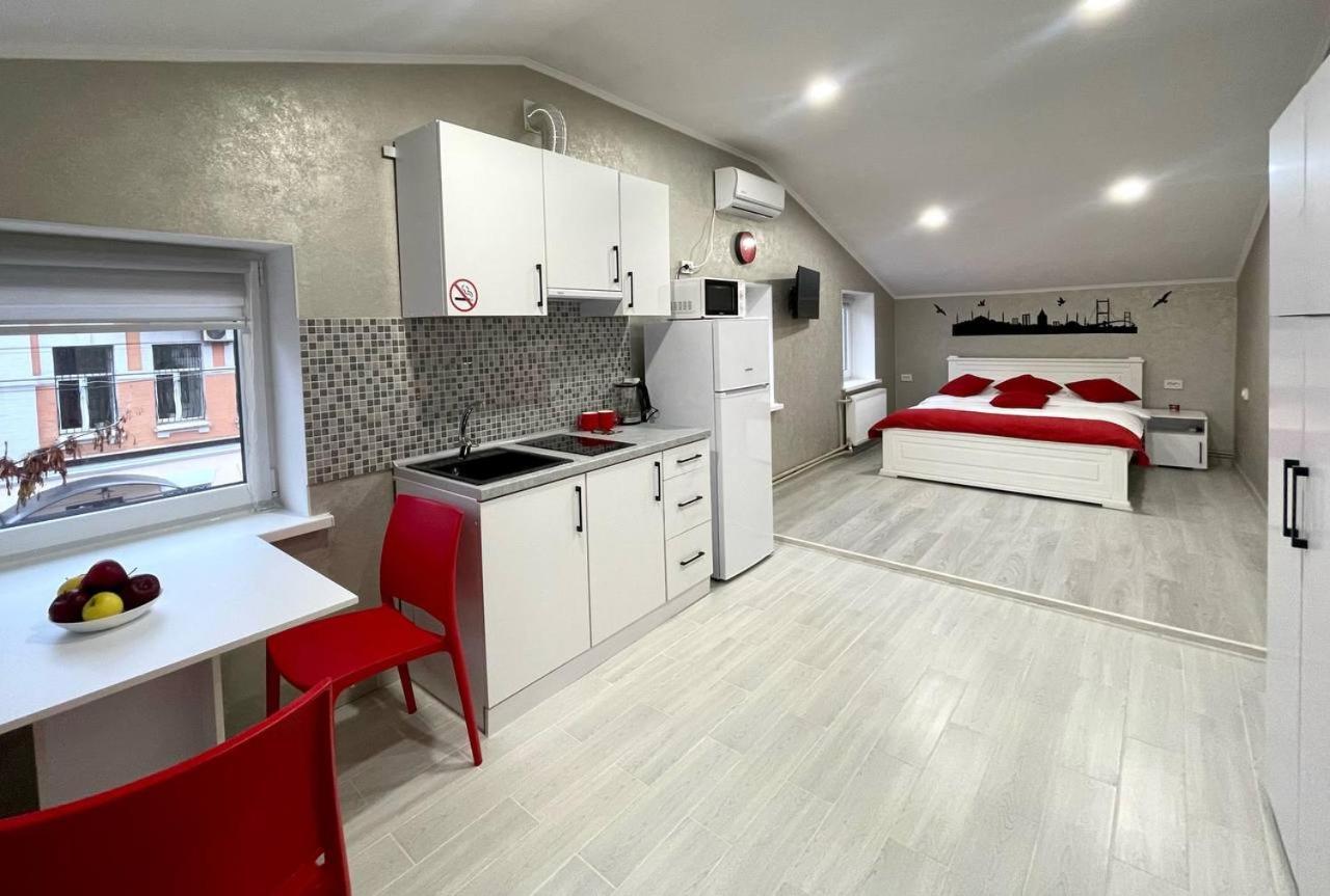 Kuznechnaya Street Apartment Kharkov Ngoại thất bức ảnh